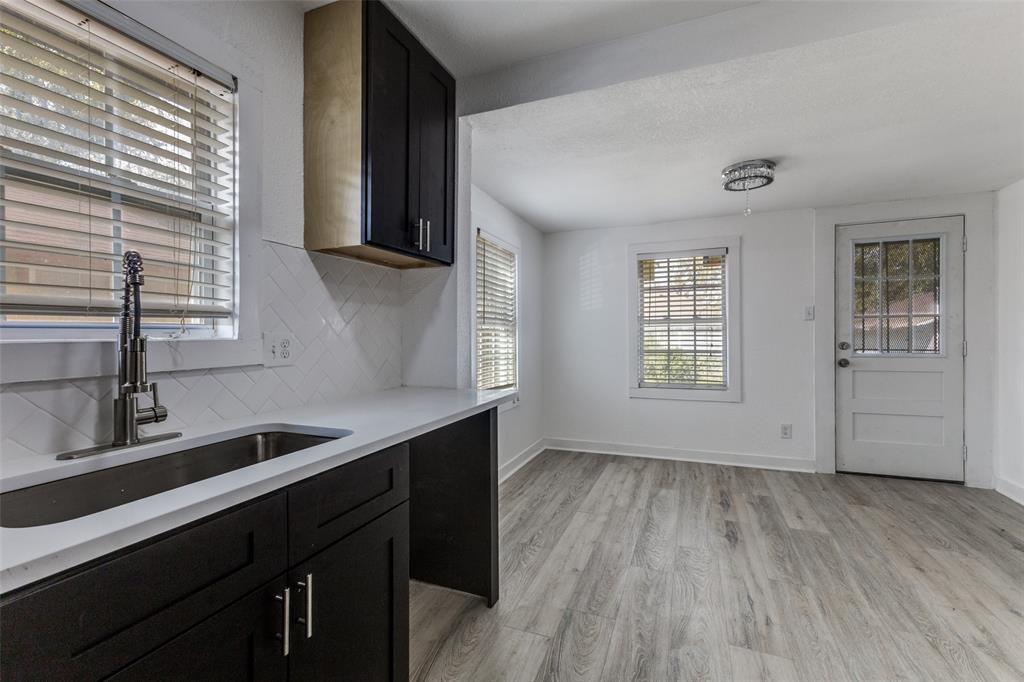 Lackey H F Spring Ave - Residential