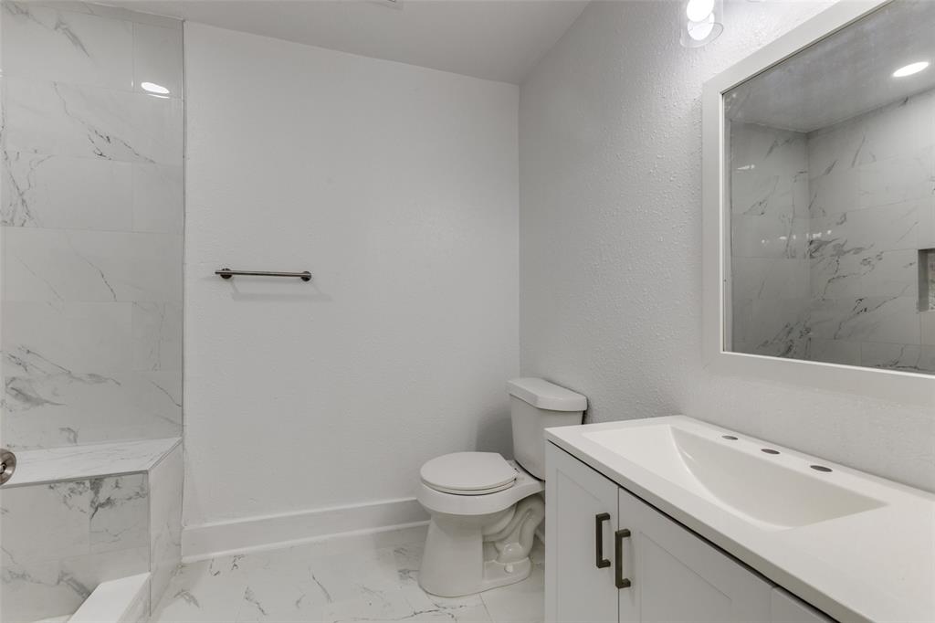 Lackey H F Spring Ave - Residential