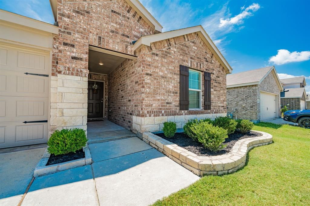 Photo of 1828 Elderberry Street, Royse City, TX 75189 (MLS # 21208411)