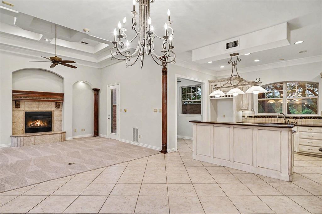 4201 Bluff View Drive