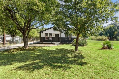1703 Daniel Drive Arlington TX 76010