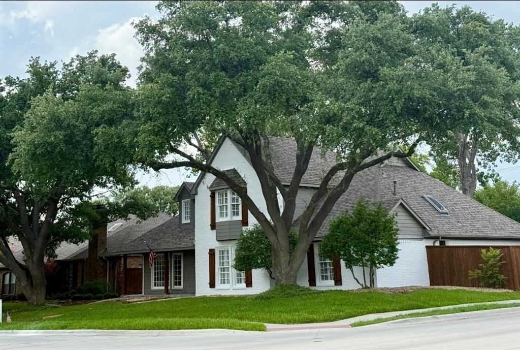 1701 Peek Drive