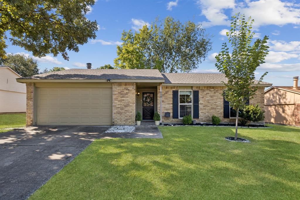 620 Roaming Road Drive