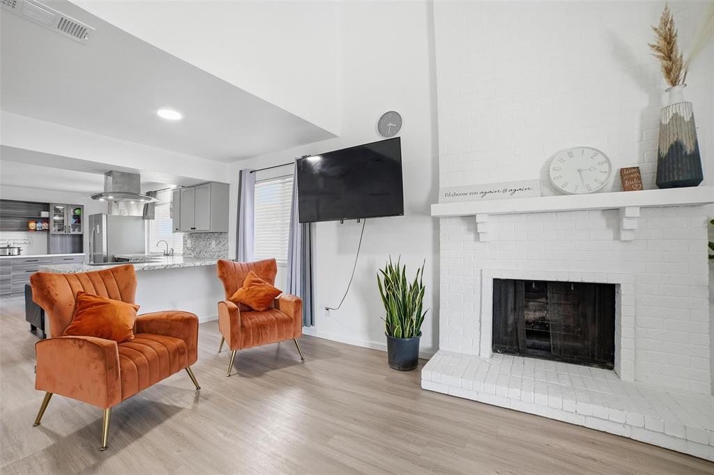 2821 Lancer Lane