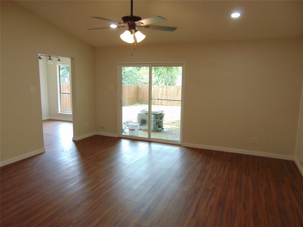 7240 Bayberry Lane