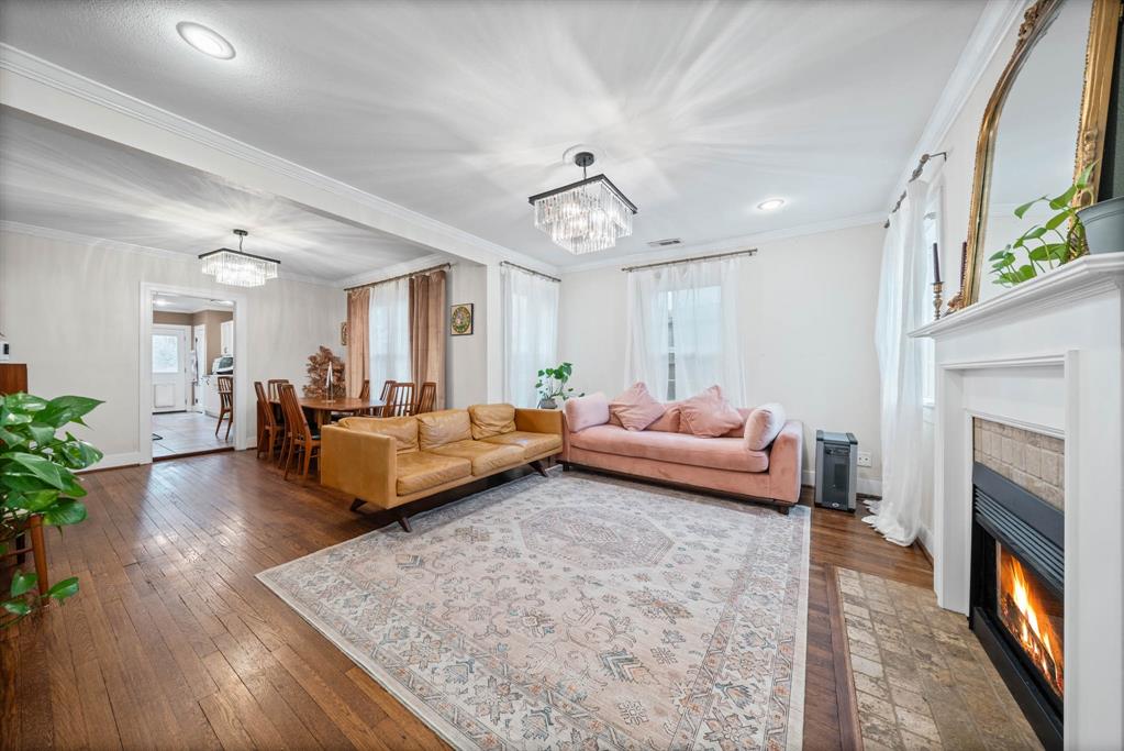 1606 Lansford Avenue