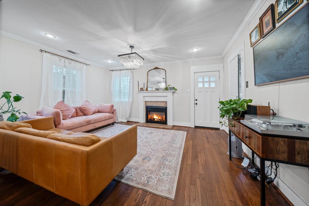 1606 Lansford Avenue