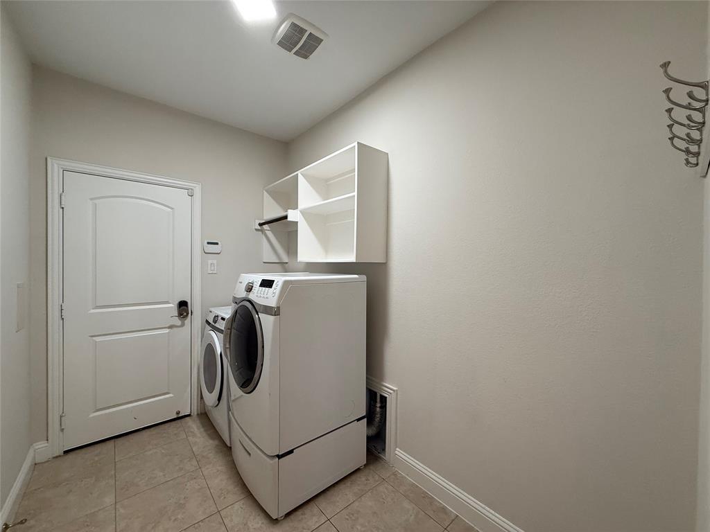 Richwoods Ph Fifteen - Residential Lease