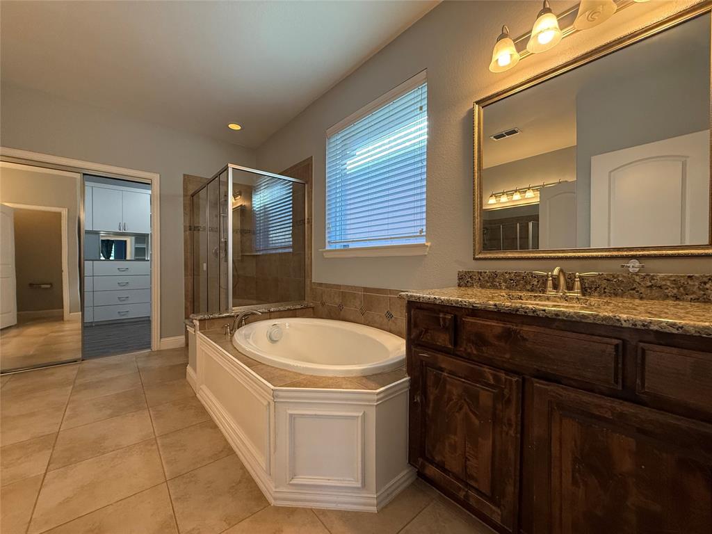 Richwoods Ph Fifteen - Residential Lease