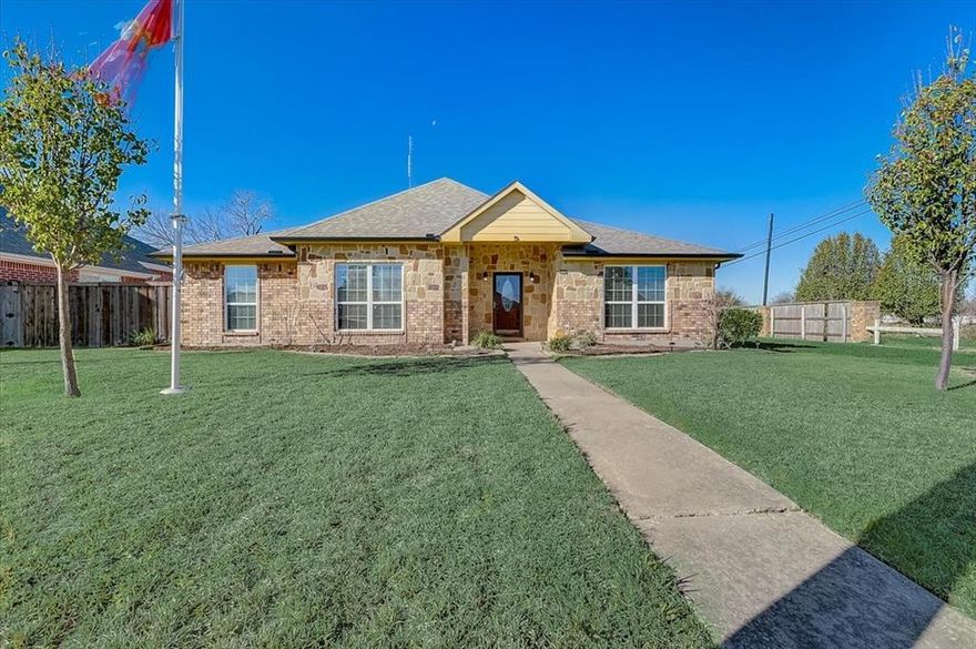 Absolutely stunning home with a SWIMMING POOL!! The open floor plan features an amazing island kitchen with quartz countertops, soft close drawers and white cabinets, slide out drawers in the lower cabinets, and under cabinet lighting that leads to an oversized family room with a beautiful stone fireplace and gas logs.  Exquisite wood floors throughout the home, NO CARPET!! Sunroom with french doors that lead to large back yard and sparkling pool with plenty of room for kids and pets to play. Both baths have been beautifully updated with large showers, quartz and granite counters, and vessel sinks. Wonderful one story floorplan.  Come and see it for yourself, this home will not disappoint.