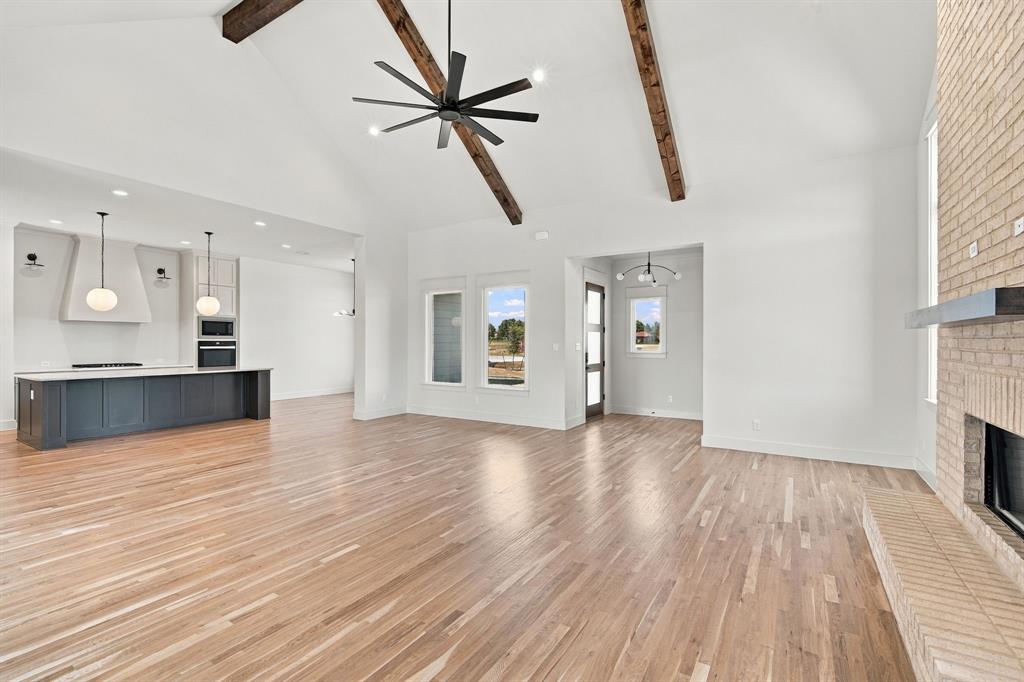 6040 Lindenwood Drive