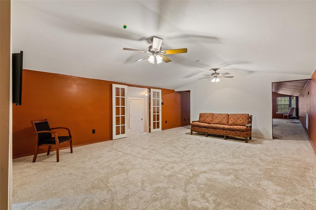 ABST 864 TR 1 PT J WALLACE - Residential