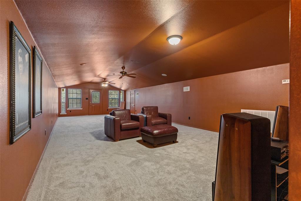 ABST 864 TR 1 PT J WALLACE - Residential