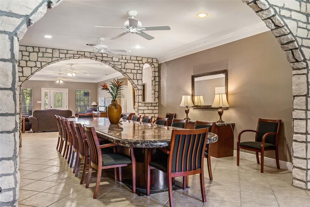 ABST 864 TR 1 PT J WALLACE - Residential