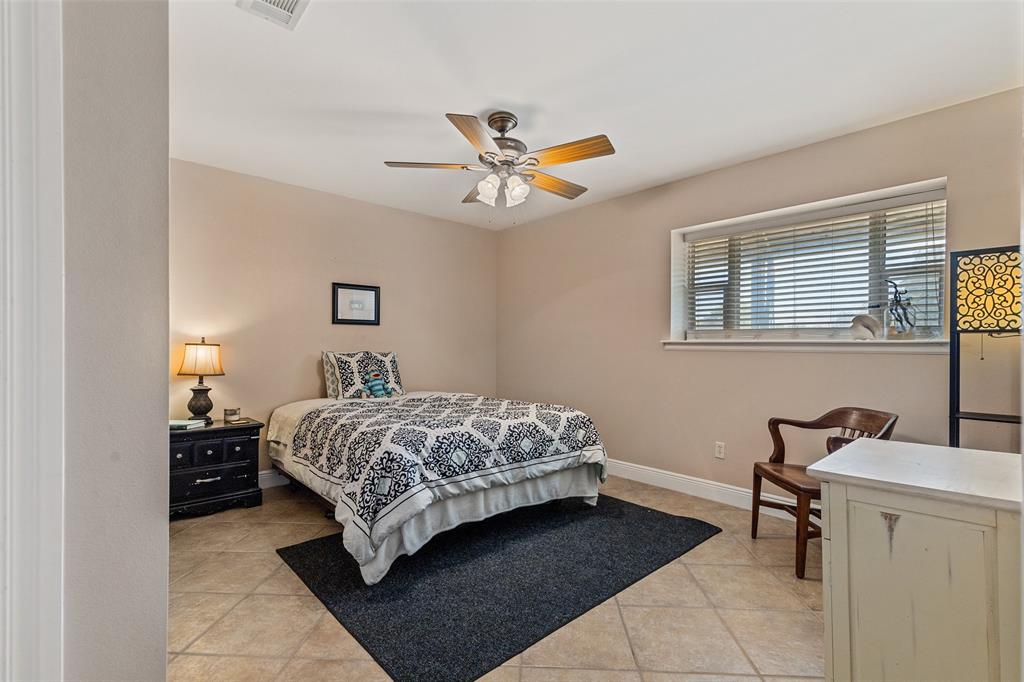 ABST 864 TR 1 PT J WALLACE - Residential