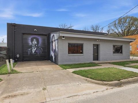 914 W Commerce Street Dallas TX 75208