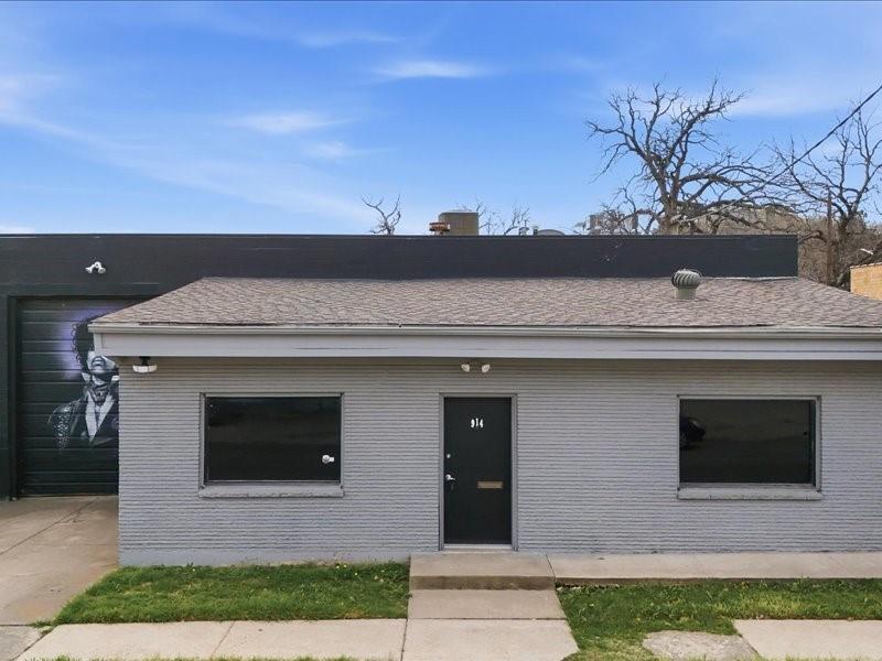 914 W Commerce Street