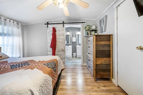 Tiny photo for 352 Jennifer Lane, Moody, TX 76524 (MLS # 21100231)