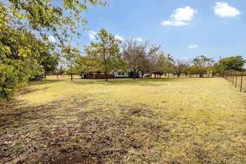 Tiny photo for 352 Jennifer Lane, Moody, TX 76524 (MLS # 21100231)