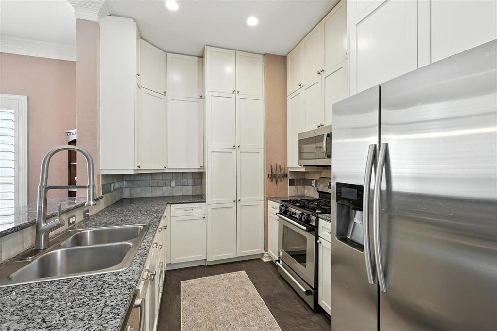 Georgetown Court Townehome Condos - Residential Lease