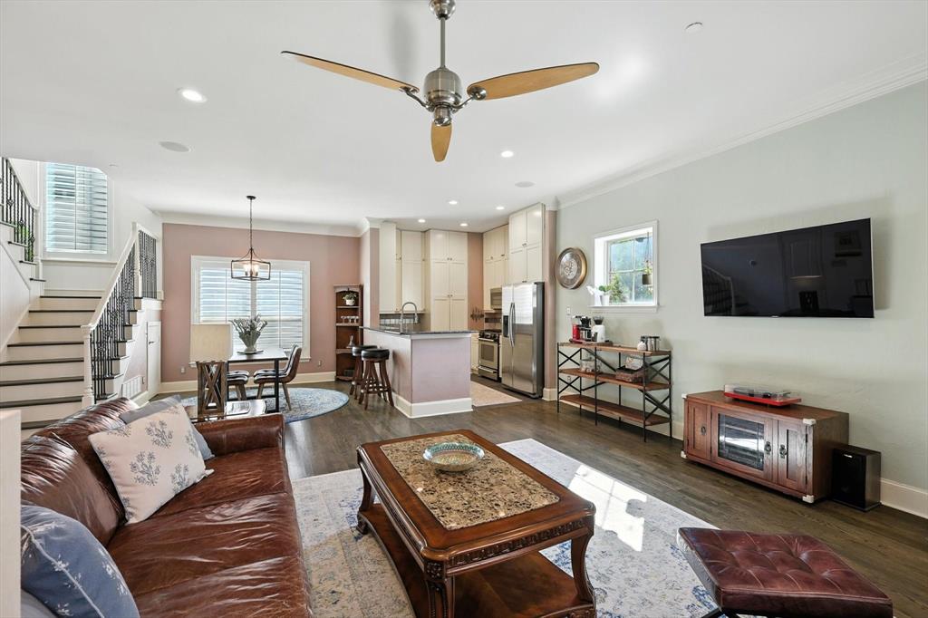 Georgetown Court Townehome Condos - Residential Lease