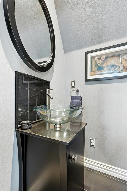 Georgetown Court Townehome Condos - Residential Lease