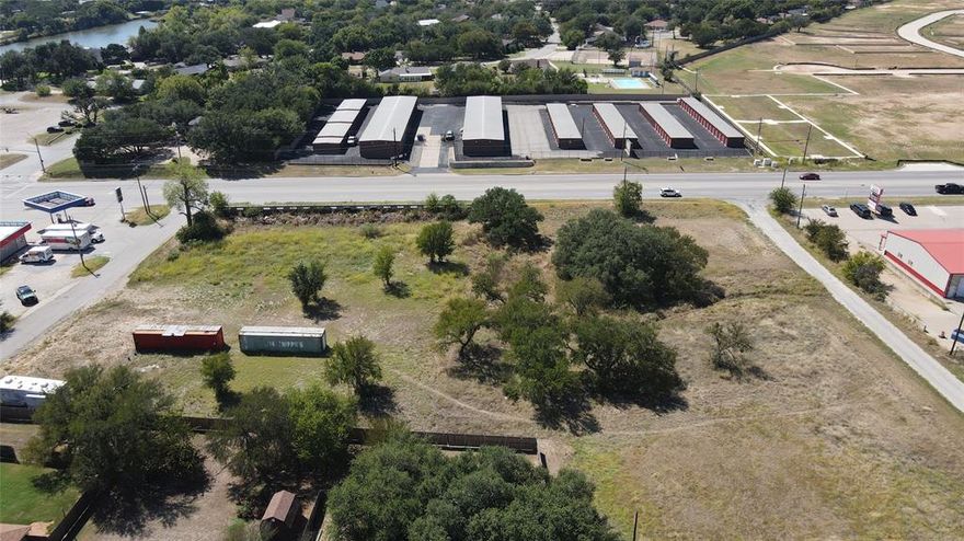 This prime commercial land in Granbury, TX, offers an exceptional development opportunity on one of the most highly trafficked roads in the area. At 1.292 acres, this parcel is perfect for a wide range of commercial uses, from retail to office space, making it an ideal investment in a growing community.