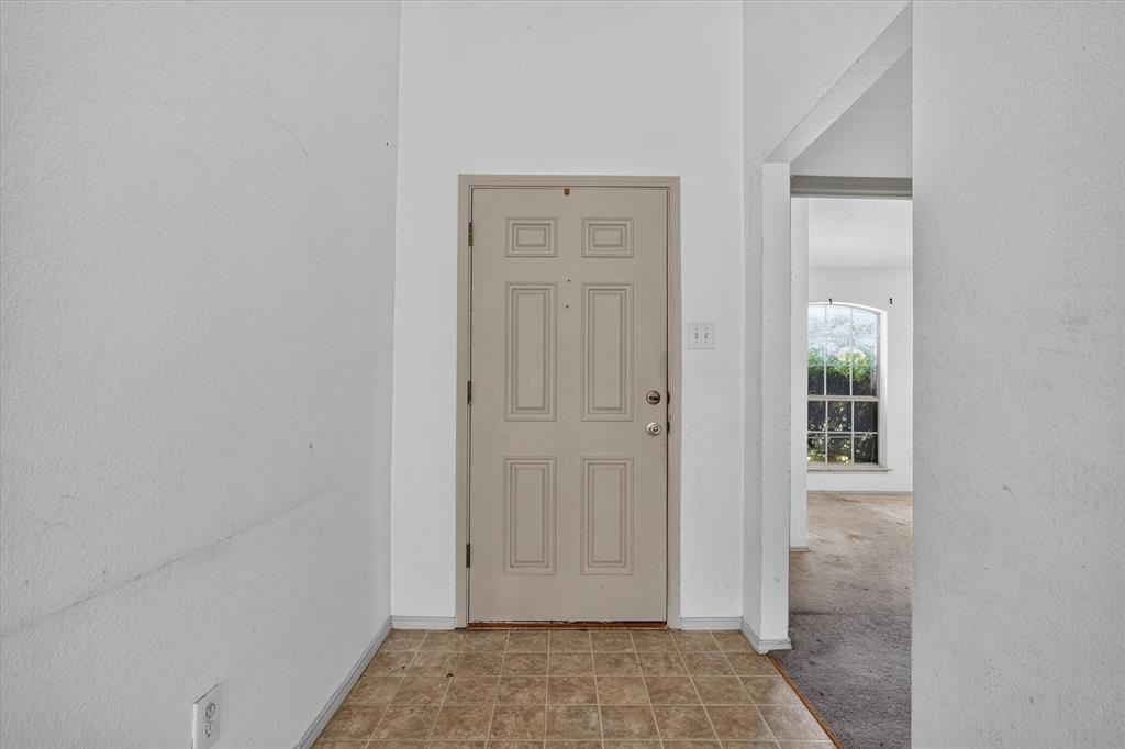 1414 Aviary Drive