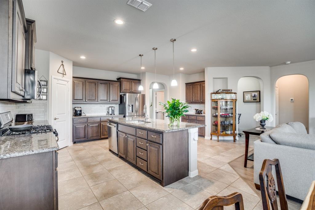 2513 Clay Creek Lane