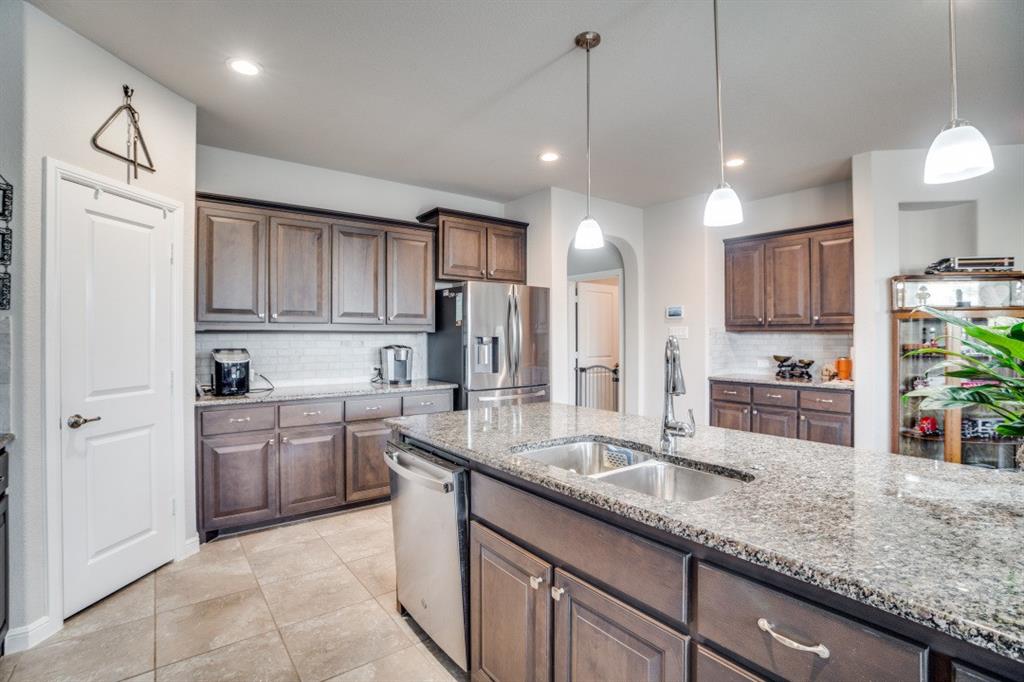 2513 Clay Creek Lane