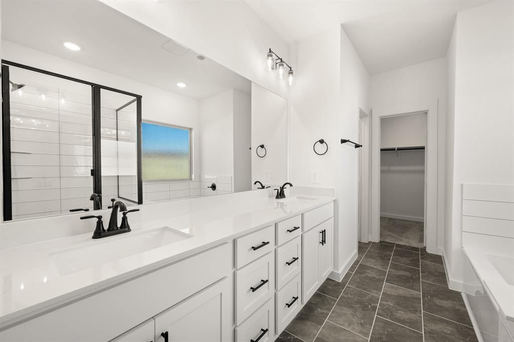 Country Hollow - Residential