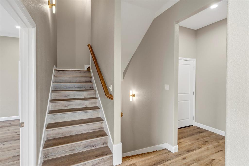 Decordova Bend Estate - Residential