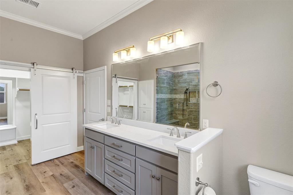 Decordova Bend Estate - Residential