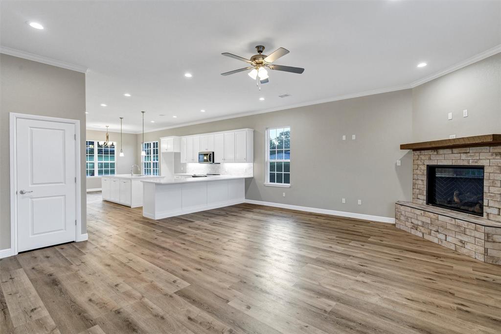 Decordova Bend Estate - Residential