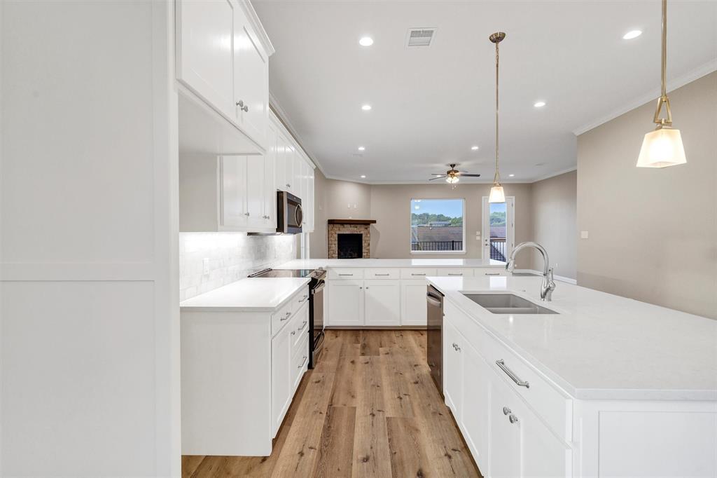 Decordova Bend Estate - Residential