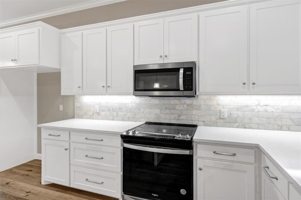 Decordova Bend Estate - Residential