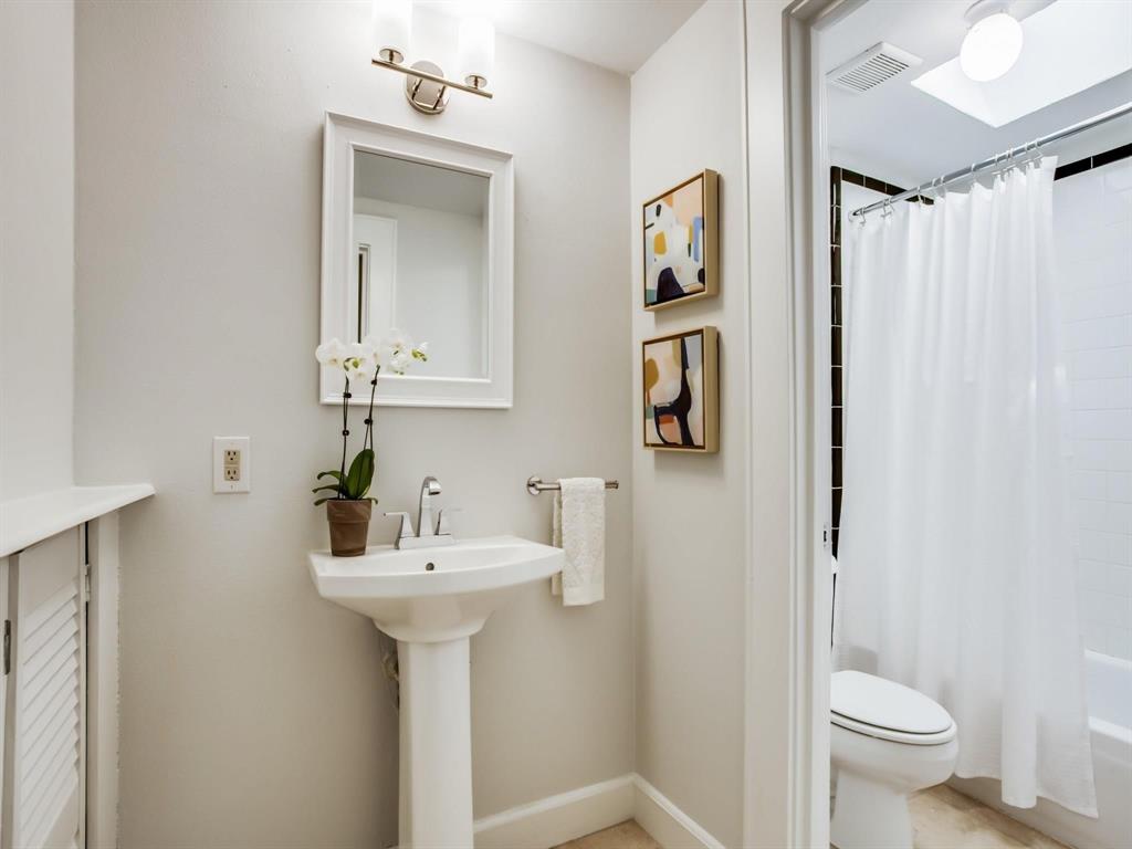 Greenville Crest Add - Residential Lease