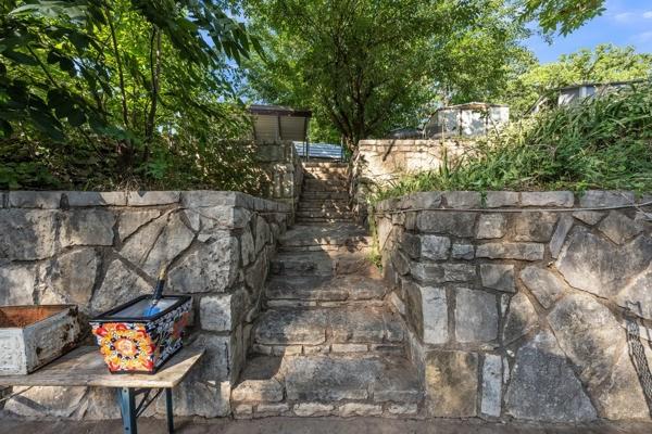 3810 Silver Creek Court