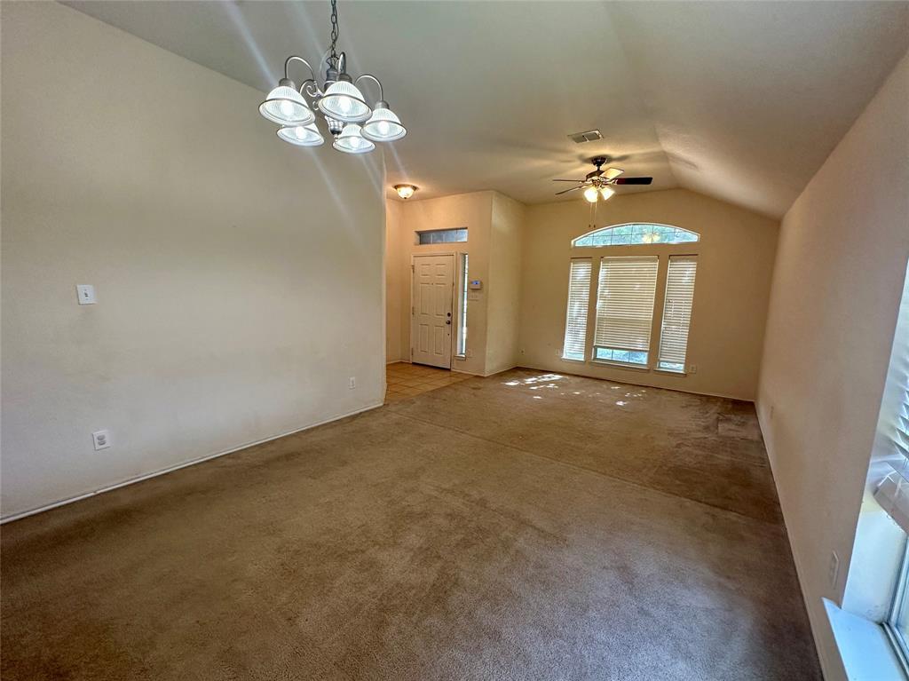 4821 Topaz Lane