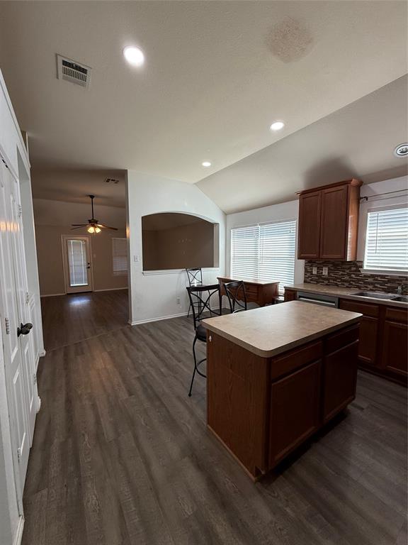 Woodridge Estates Ph One - Residential