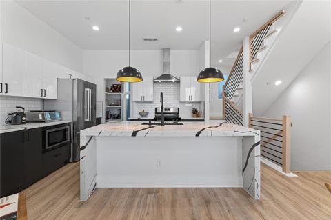 Tiny photo for 2102 N Prairie Avenue #105, Dallas, TX 75204 (MLS # 21101461)