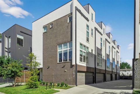 Tiny photo for 2102 N Prairie Avenue #105, Dallas, TX 75204 (MLS # 21101461)