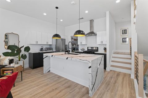 Tiny photo for 2102 N Prairie Avenue #105, Dallas, TX 75204 (MLS # 21101461)