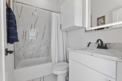 Tiny photo for 2102 N Prairie Avenue #105, Dallas, TX 75204 (MLS # 21101461)