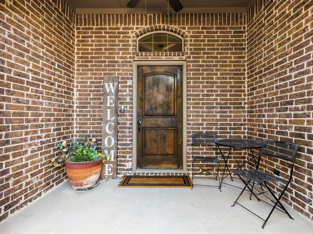 6905 Fools Gold Drive