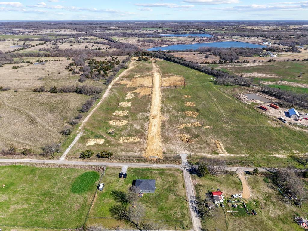 313 Roundtree Circle