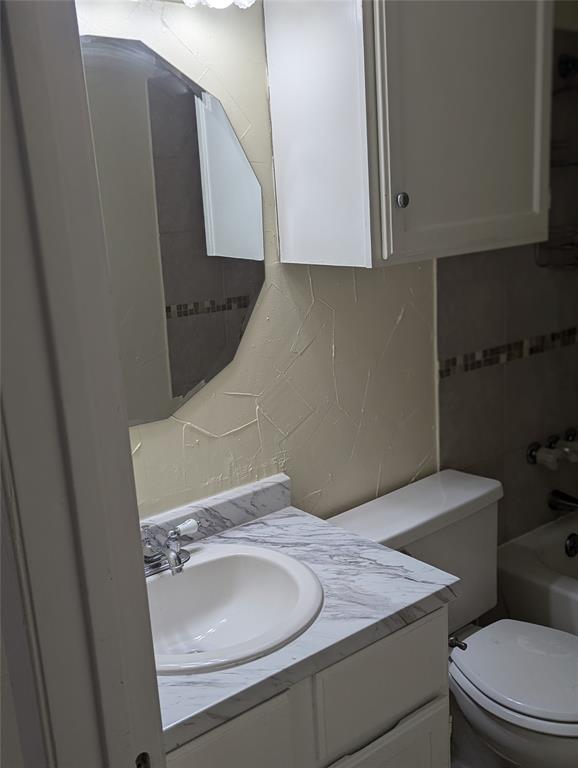 Springwood Creek #3 Condo - Residential Lease