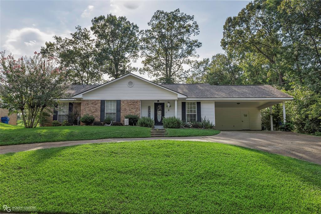 1315 Whispering Pines Drive