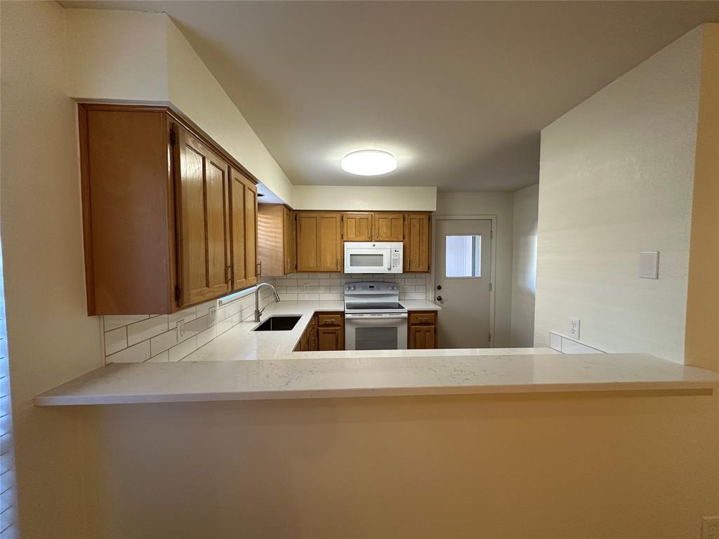 Courtney Square Add - Residential Lease