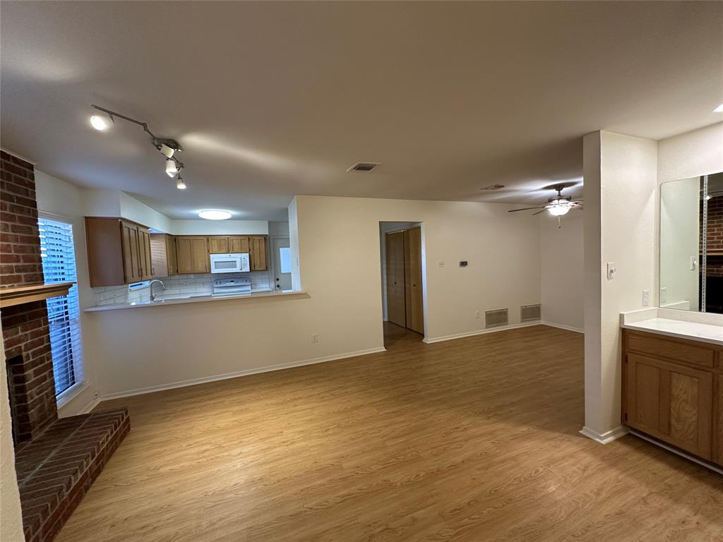 Courtney Square Add - Residential Lease